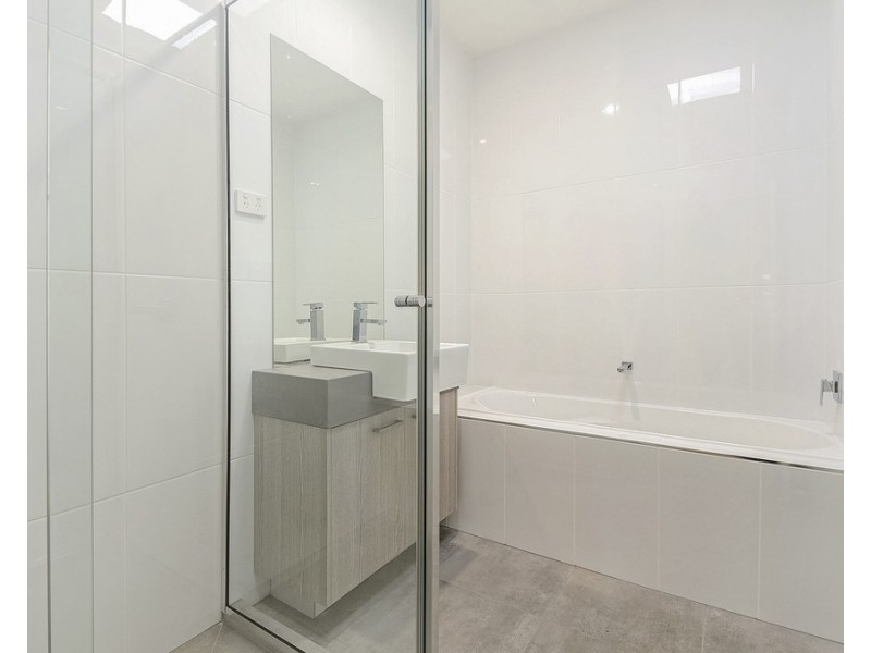 2/20 Randall Avenue, Edithvale VIC 3196