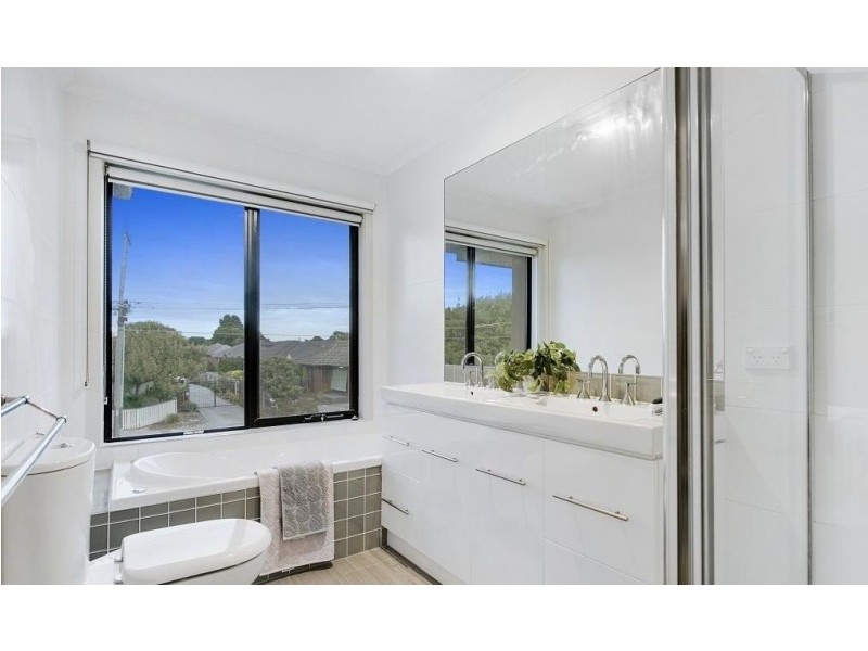 1/45 Broadway, Bonbeach VIC 3196