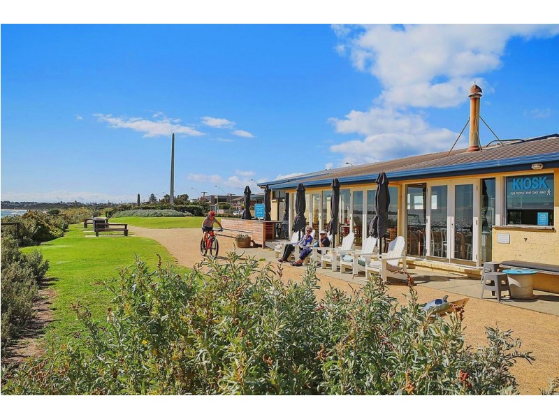 126 Como Parade West, Parkdale VIC 3195