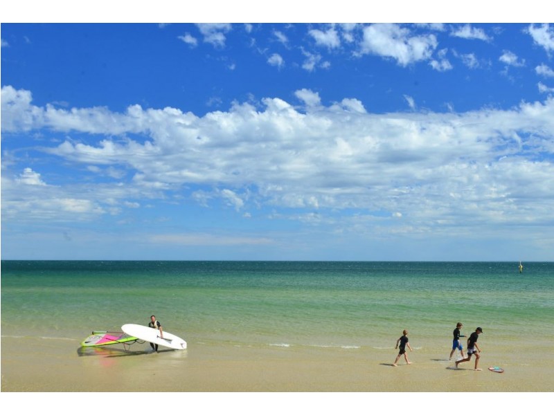 126 Como Parade West, Parkdale VIC 3195