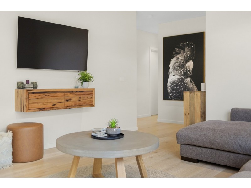 2/4 Krone Street, Mordialloc VIC 3195