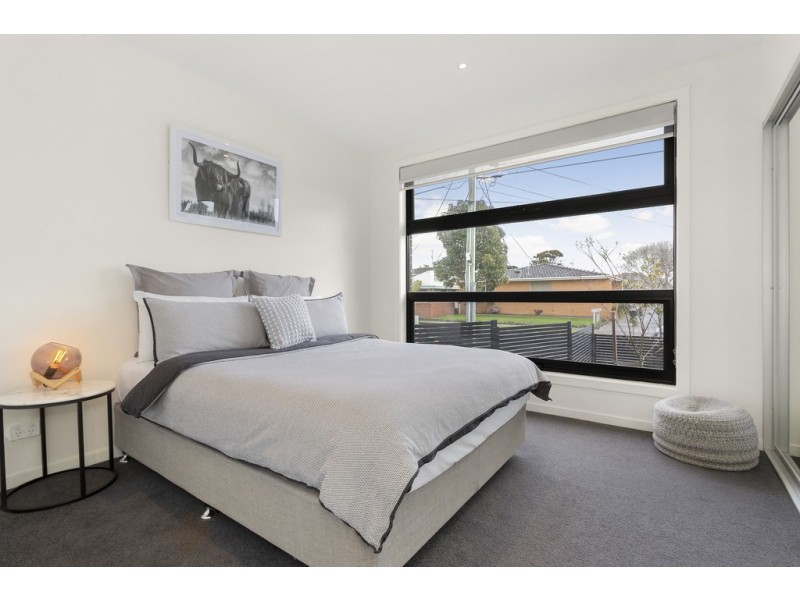 2/4 Krone Street, Mordialloc VIC 3195