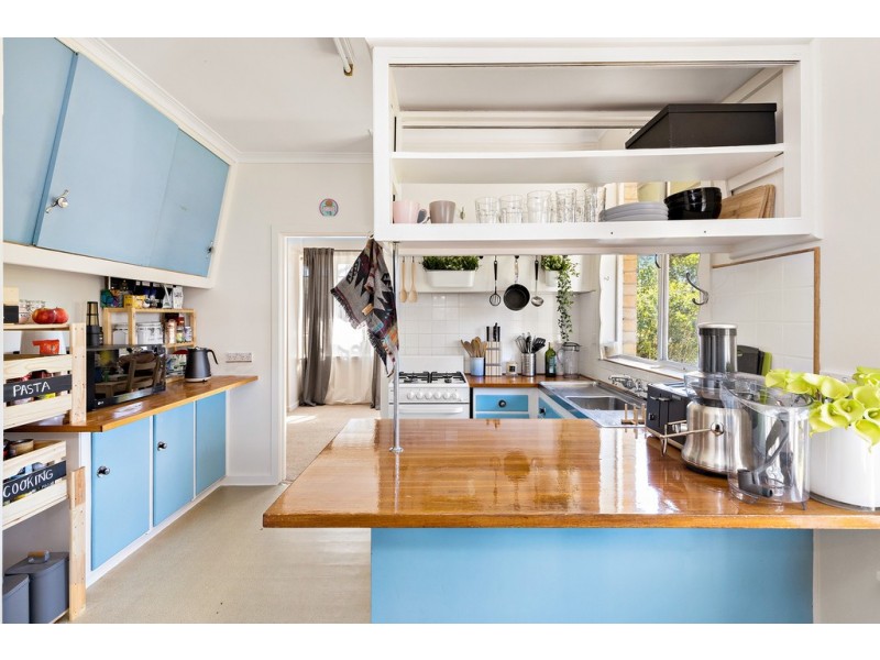 49 McSwain Street, Parkdale VIC 3195