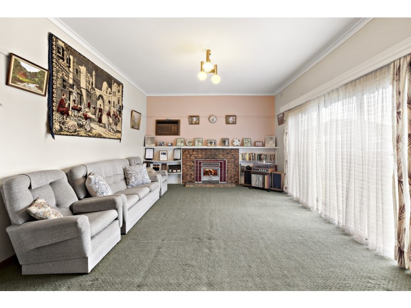 3 Karadoc Court, Bonbeach VIC 3196