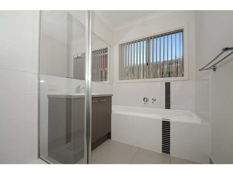 2/2 Evan Street, Parkdale VIC 3195