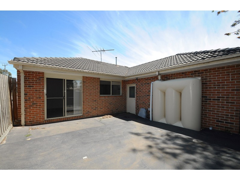 2/2 Evan Street, Parkdale VIC 3195