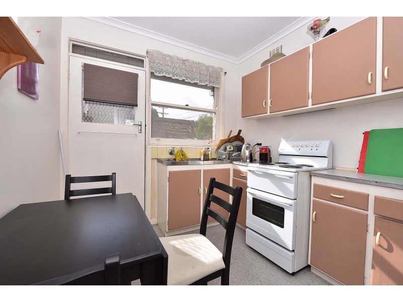 1/8 Laburnum Street, Parkdale VIC 3195