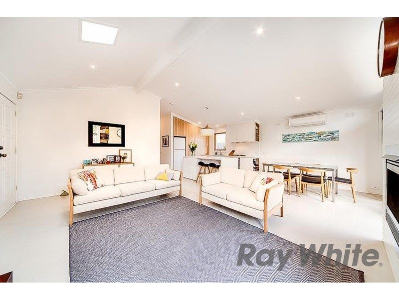 25 Randell Street, Parkdale VIC 3195