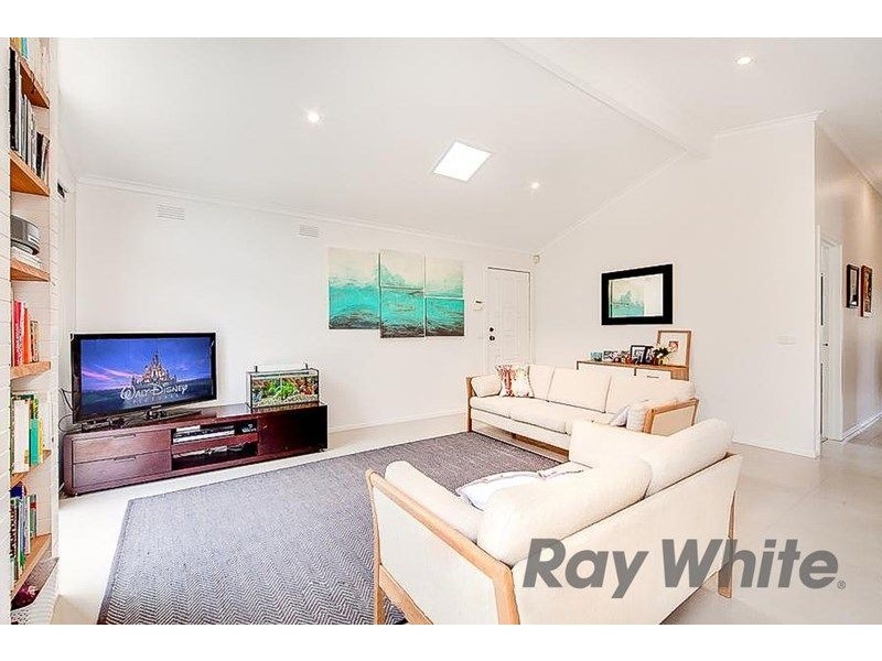 25 Randell Street, Parkdale VIC 3195