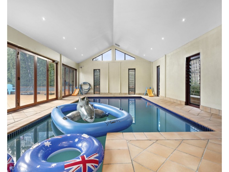 7 Island Point Avenue, Waterways VIC 3195