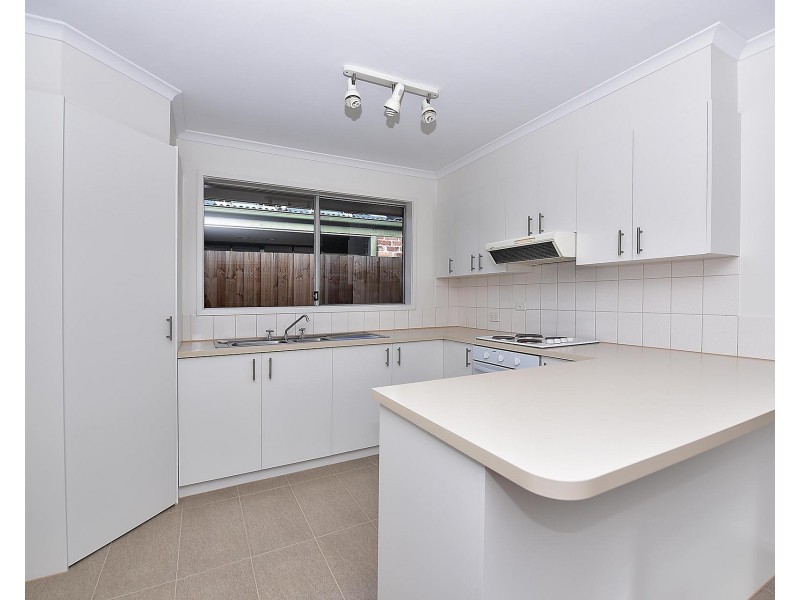 5 Merthyr Place, Aspendale Gardens VIC 3195