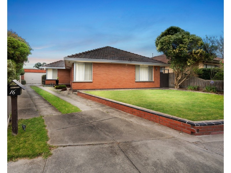 16 Tarlee Court, Aspendale VIC 3195