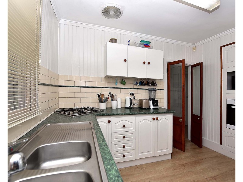 8A Evan Street, Parkdale VIC 3195