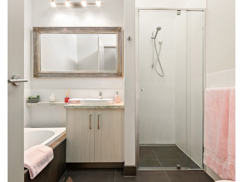 2/21 Belle Cres, Mordialloc VIC 3195