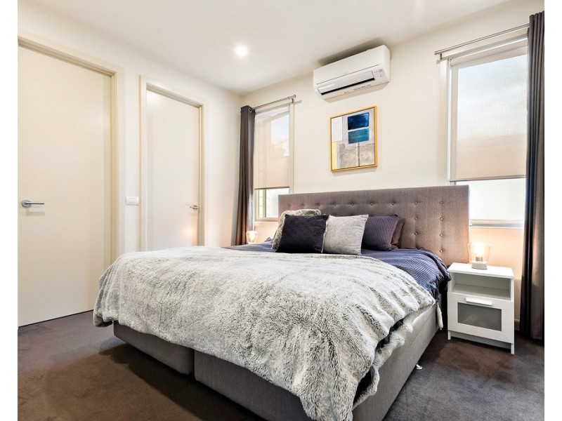 2/21 Belle Cres, Mordialloc VIC 3195