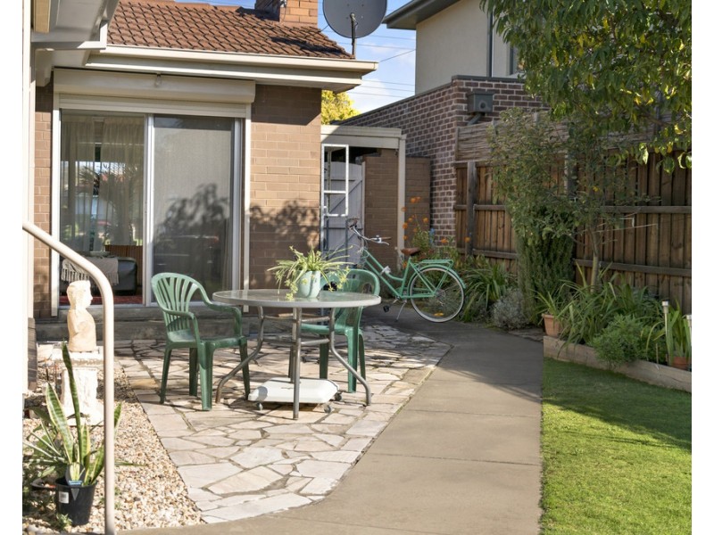 37 Argus St, Cheltenham VIC 3192