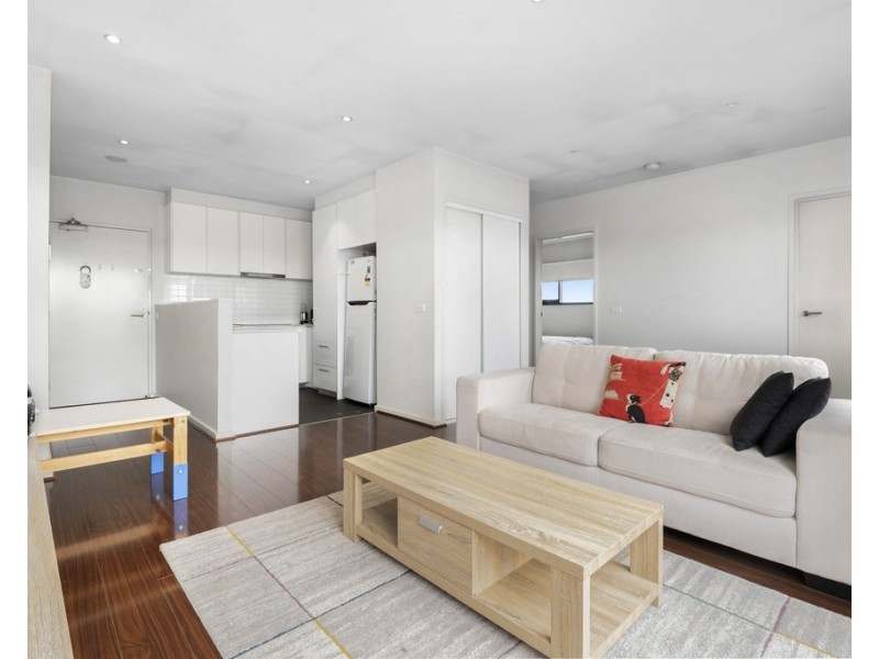 301/15 Balcombe Road, Mentone VIC 3194