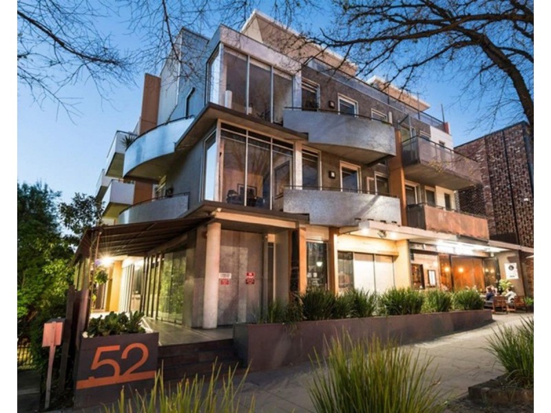 18/52 Fitzroy Street, St Kilda VIC 3182