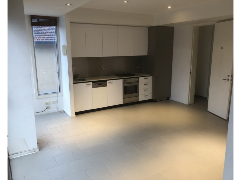 18/52 Fitzroy Street, St Kilda VIC 3182