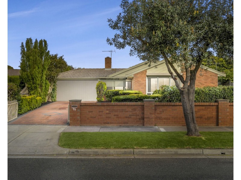 11 Trawalla Street, Aspendale Gardens VIC 3195