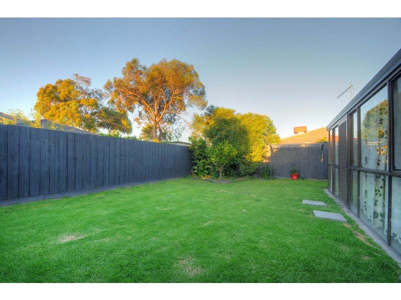 23 Village Crescent, Chelsea VIC 3196