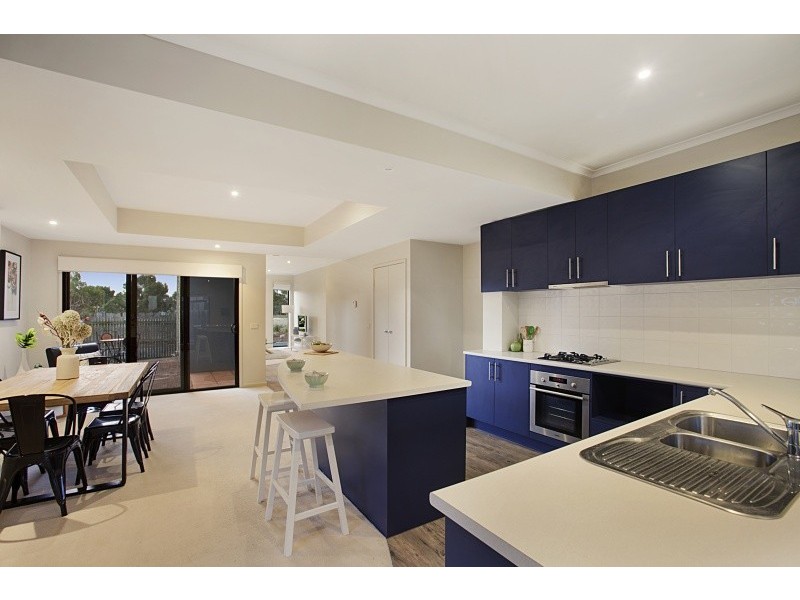 8 Hutchins Close, Mordialloc VIC 3195