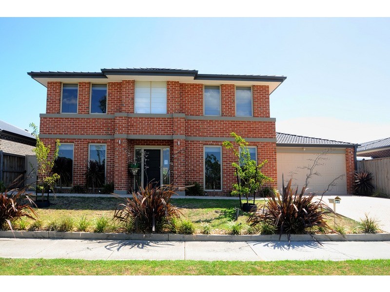 140 Lakeview Boulevard, Keysborough VIC 3173
