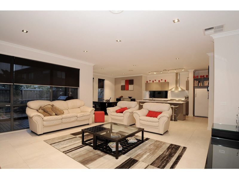 4 The Mews, Waterways VIC 3195