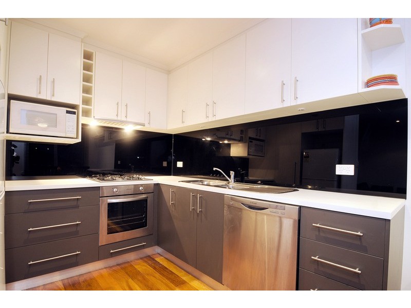 2/403 Nepean Highway, Mordialloc VIC 3195