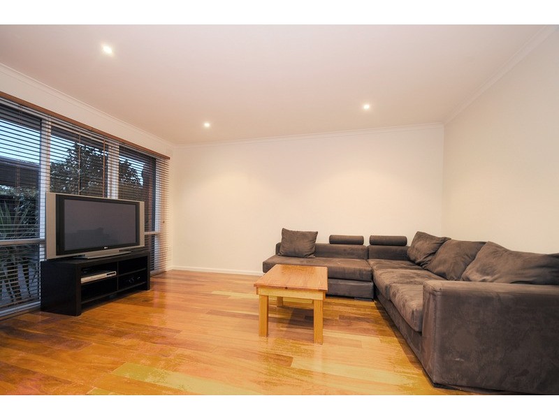 2/403 Nepean Highway, Mordialloc VIC 3195