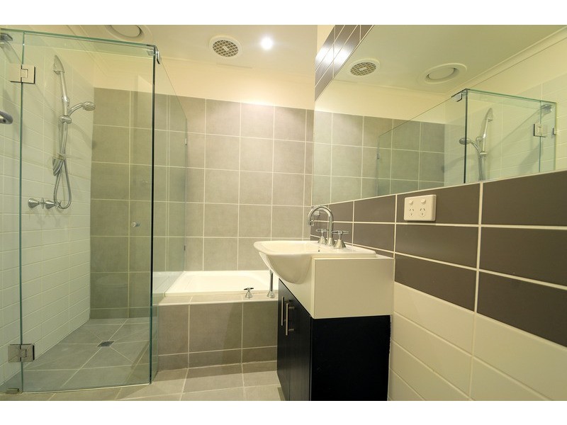 2/403 Nepean Highway, Mordialloc VIC 3195