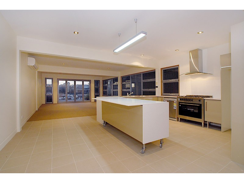 15B Seafarer Court, Patterson Lakes VIC 3197