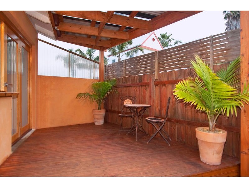 8/1-5 James Street, Mordialloc VIC 3195