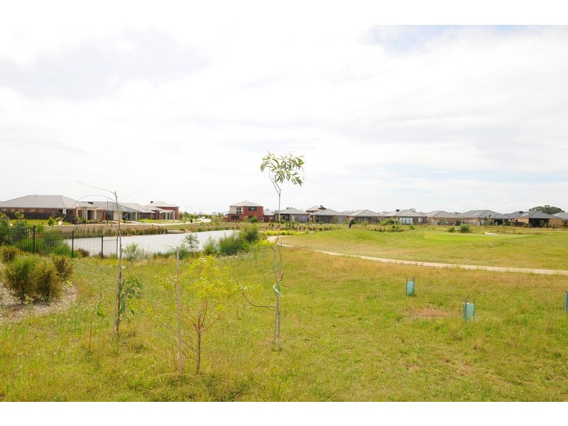 47 Sandarra Boulevard, Sandhurst VIC 3977