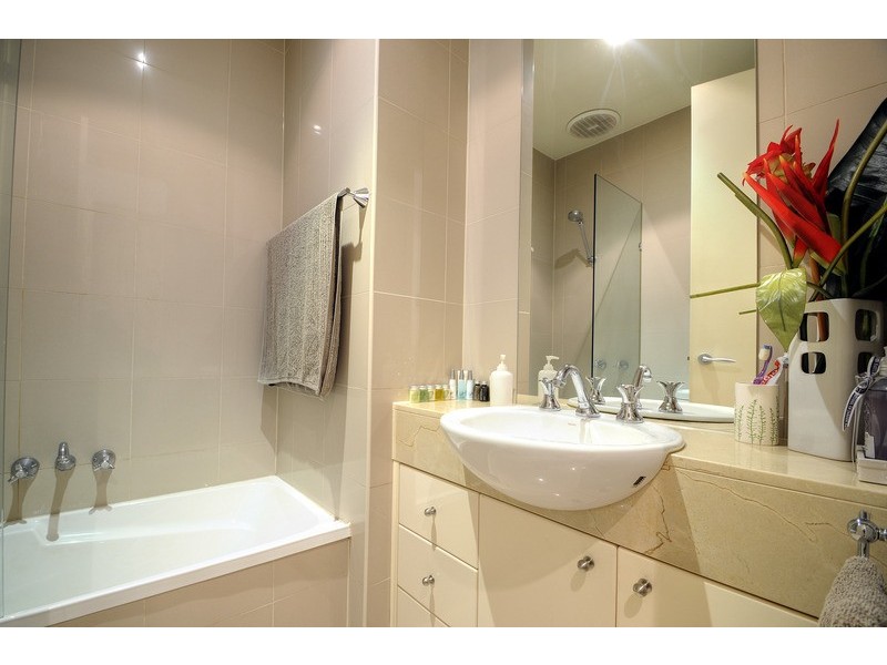 6/521 Hampton Street, Hampton VIC 3188