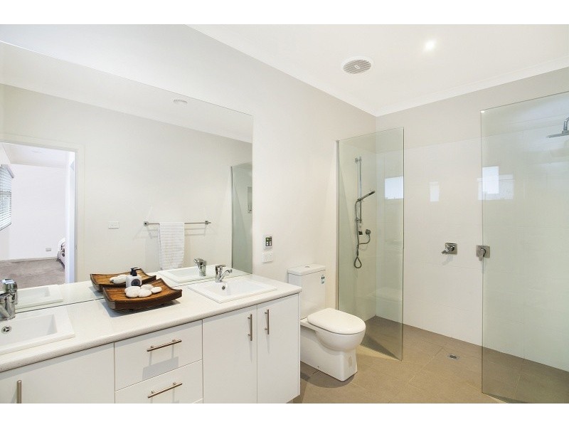 64 Laura Street, Aspendale VIC 3195