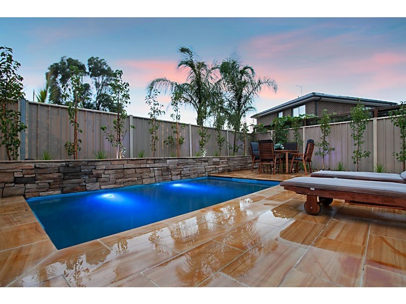 4 Hoysted Close, Mordialloc VIC 3195