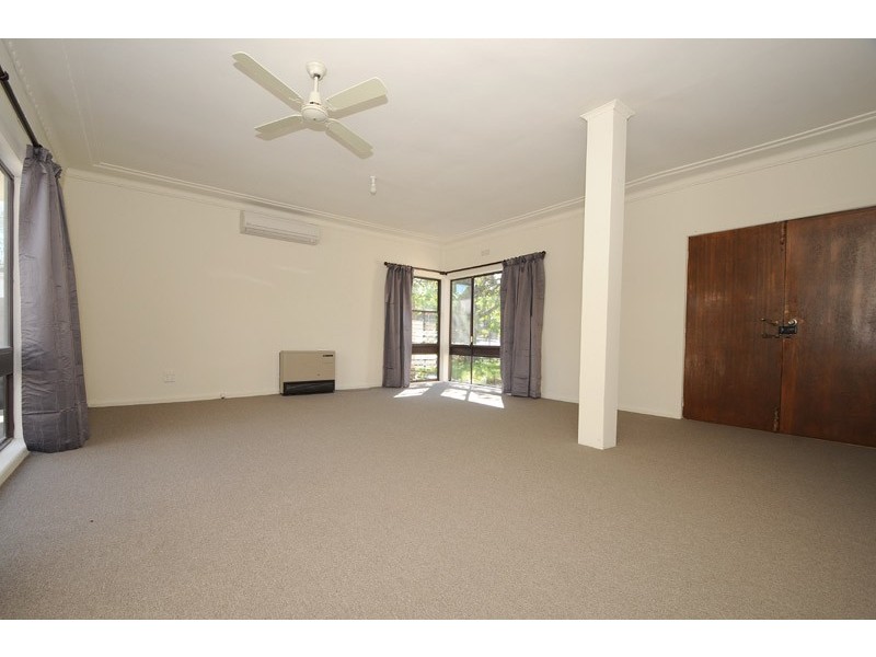 33 Bradshaw Street, Mordialloc VIC 3195