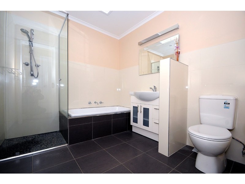 6/107-109 Barkly Street, Mordialloc VIC 3195