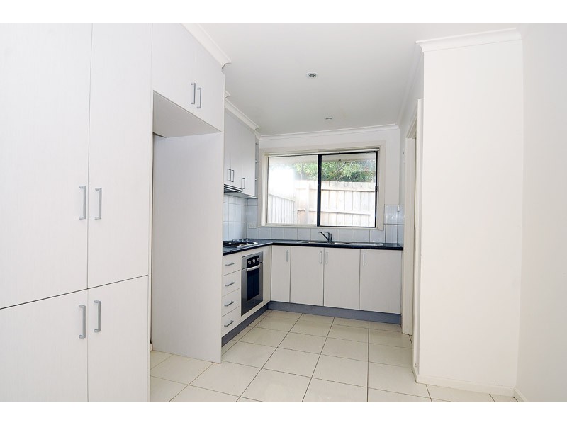 3/174 Beach Road, Mordialloc VIC 3195