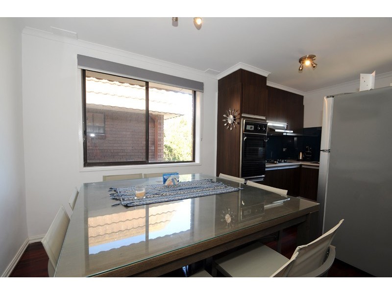 4/11 Blanche Avenue, Parkdale VIC 3195