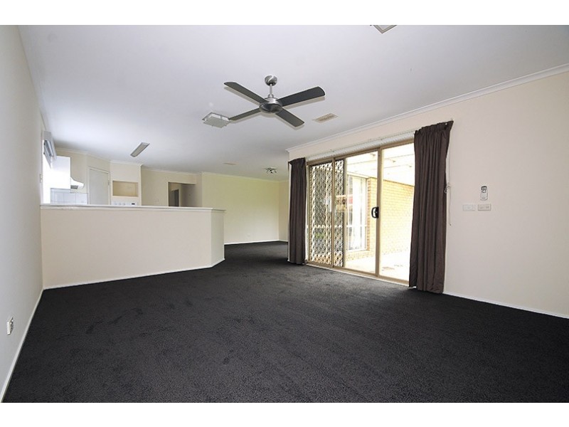 17 Wildoer Drive, Aspendale Gardens VIC 3195