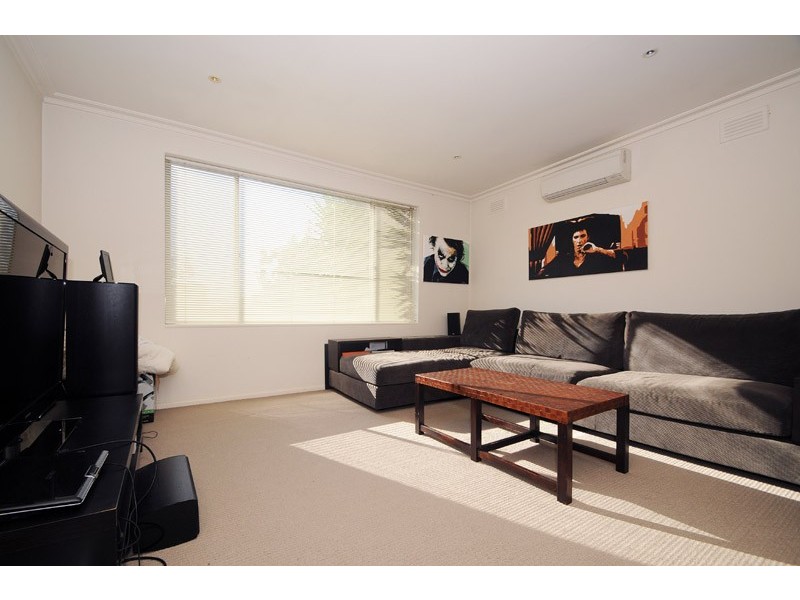 3/11a Gladstone Parade, Elsternwick VIC 3185