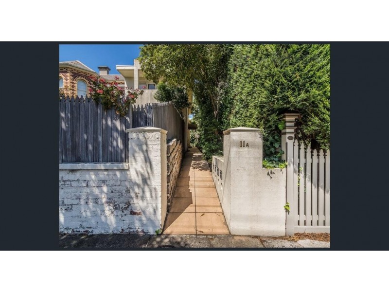 3/11a Gladstone Parade, Elsternwick VIC 3185