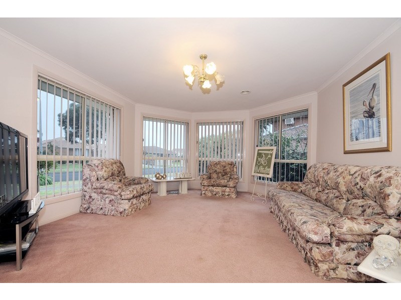 71 Nurten Parade, Aspendale Gardens VIC 3195