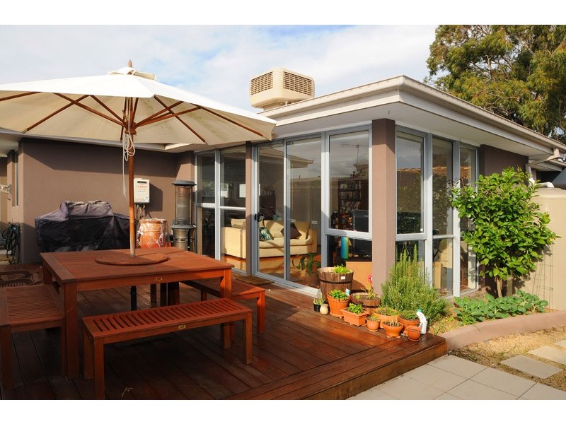 15a Mac Crescent, Parkdale VIC 3195