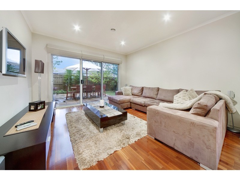27 Jenkins Street, Mordialloc VIC 3195