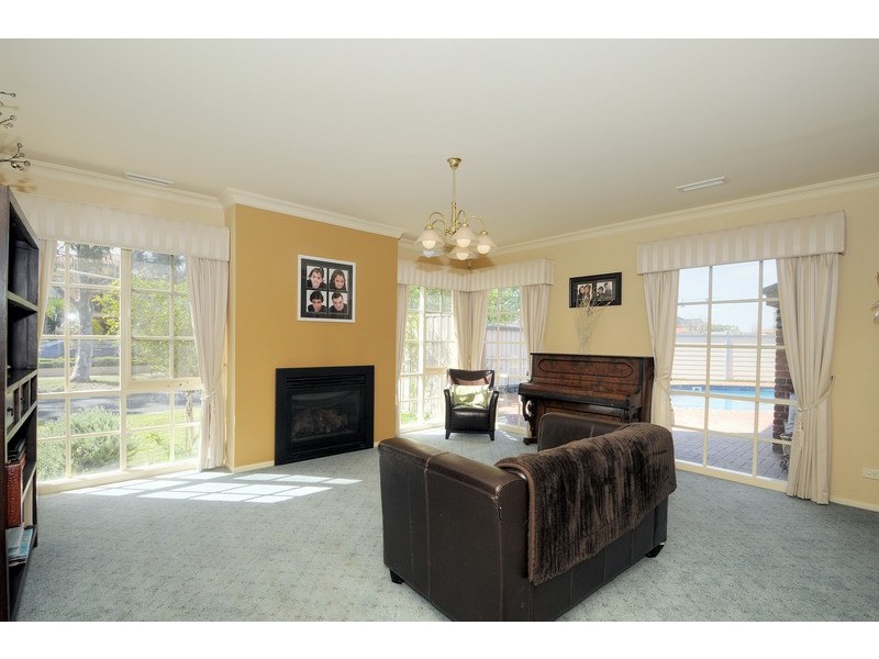 8 Reef Court, Aspendale Gardens VIC 3195