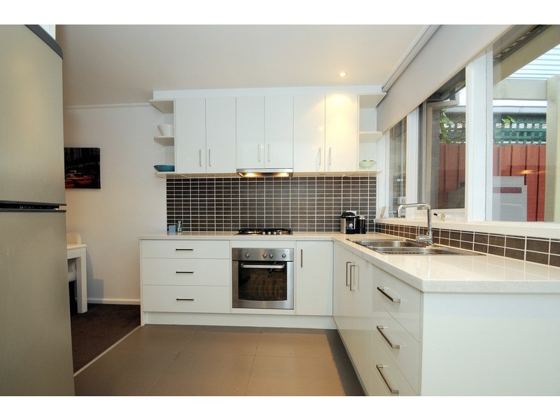 4/13 Glenola Road, Chelsea VIC 3196