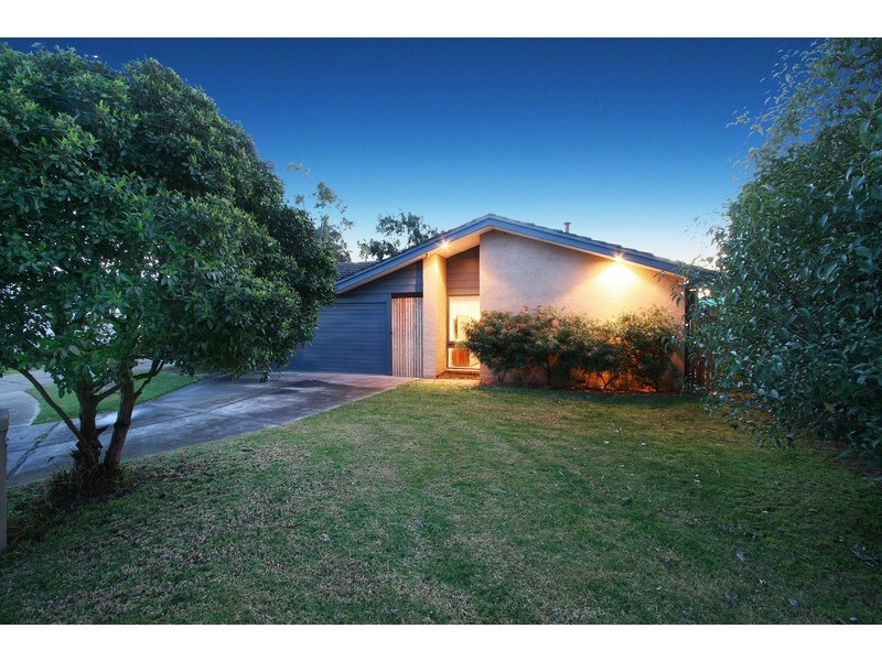 7 Saxil Court, Seaford VIC 3198